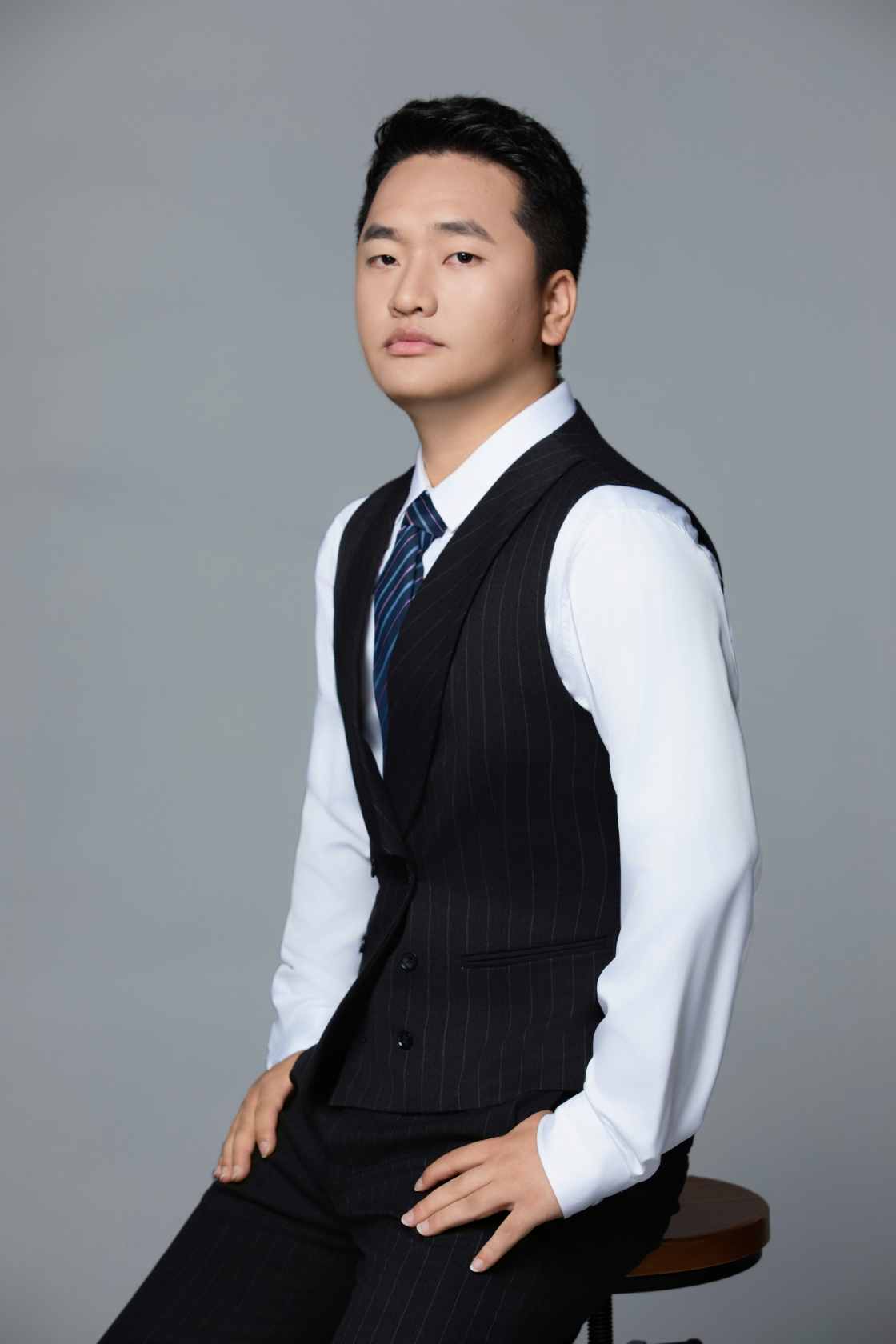 四郎泽仁