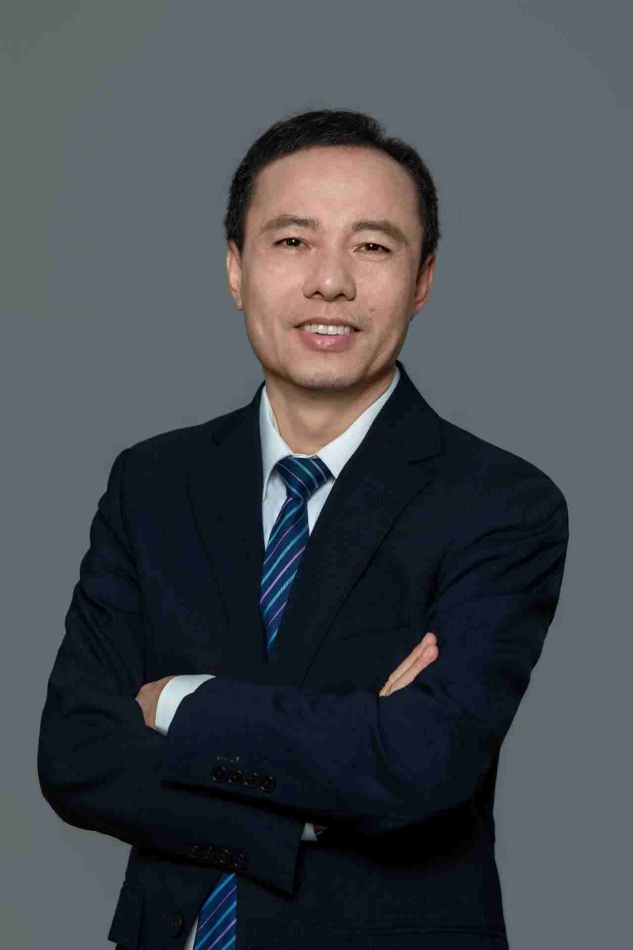 徐  涛